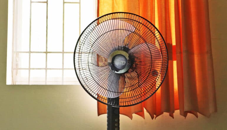 Use these tips to save energy during summer heat