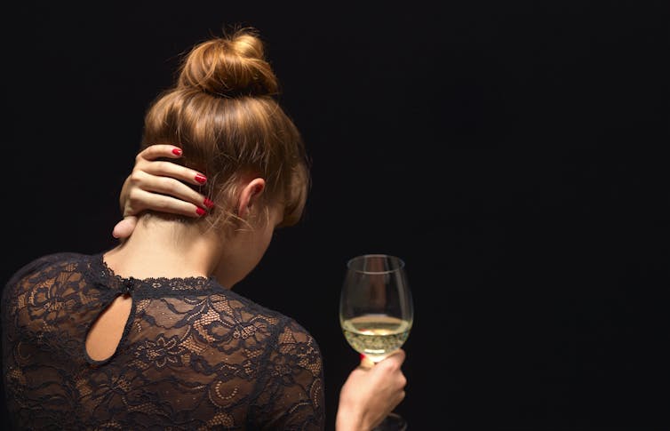 Binge drinking is a growing public health crisis − a neurobiologist explains how research on alcohol use disorder has shifted