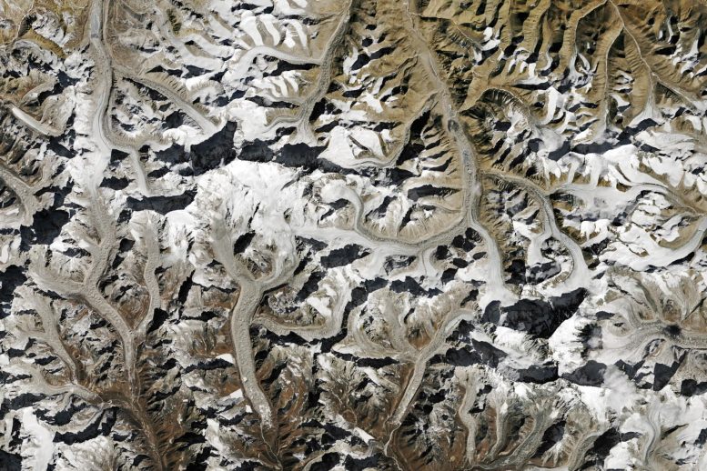 New Satellite Data Uncovers a Stunning Shift in Himalayan Snowlines