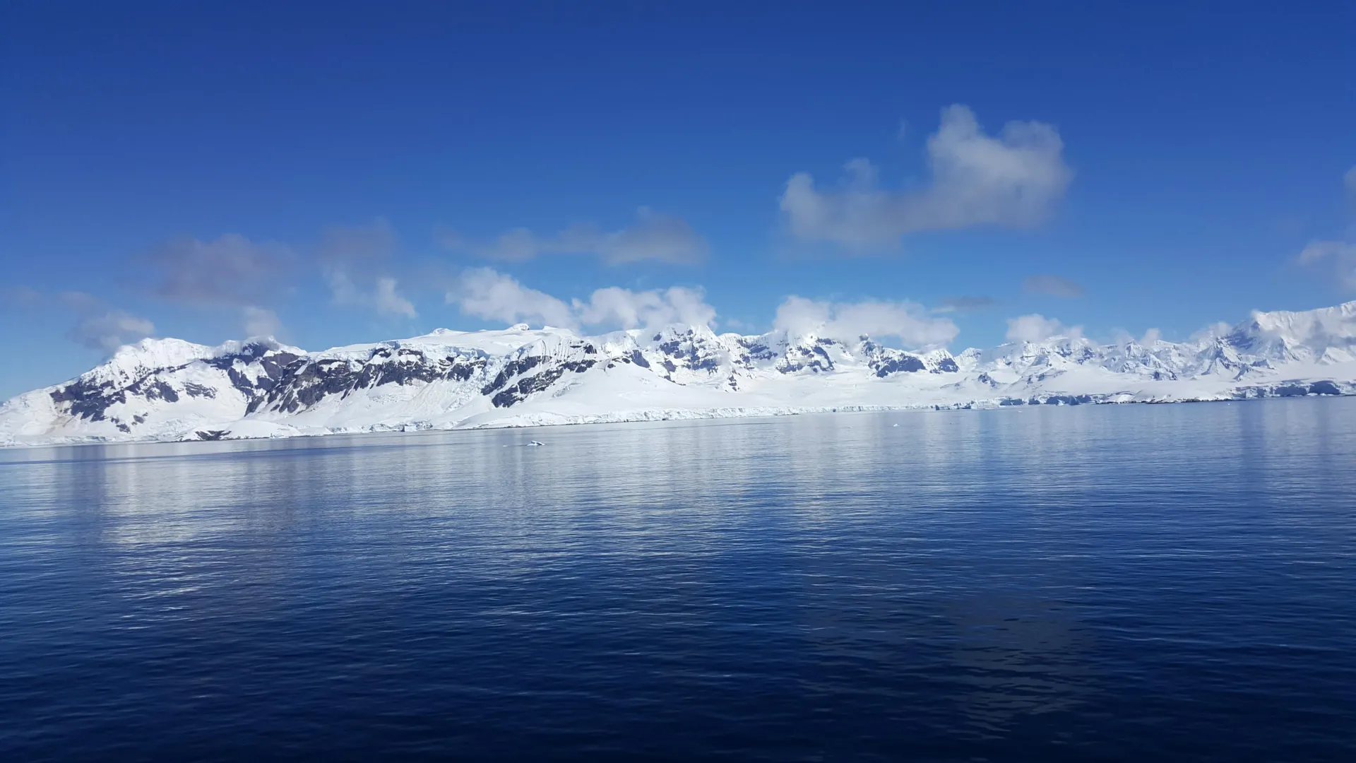 332 colossal canyons just revealed beneath Antarctica’s ice
