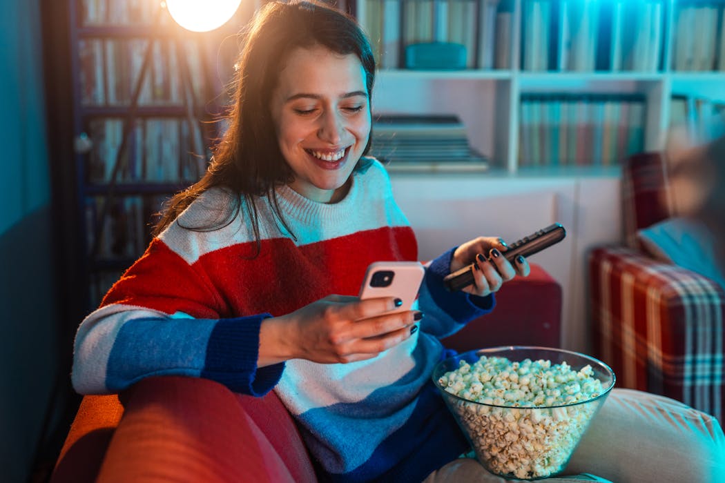 Why ‘unwinding’ with screens may be making us more stressed – here’s what to try instead