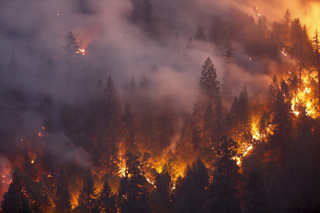 Heat waves increase wildfire risk – a new study explains how much, and it’s not a small number